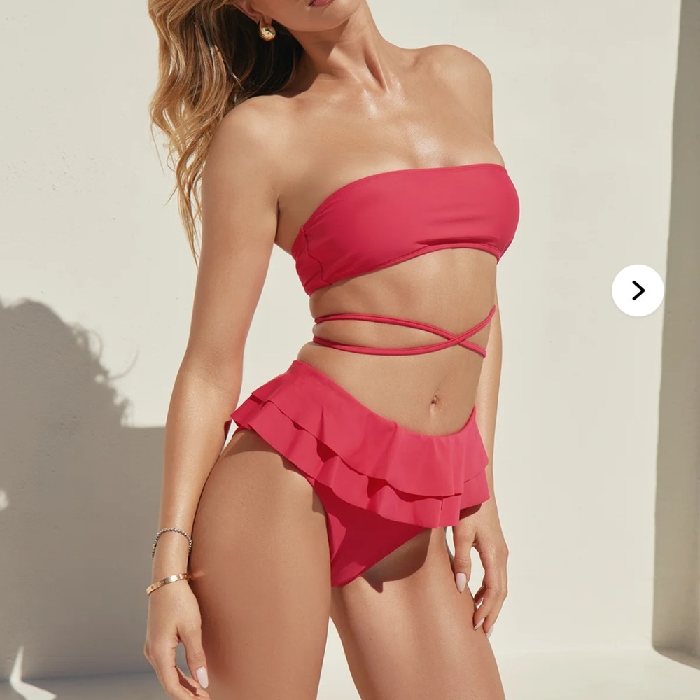 NWT fashion nova ruffle bikini